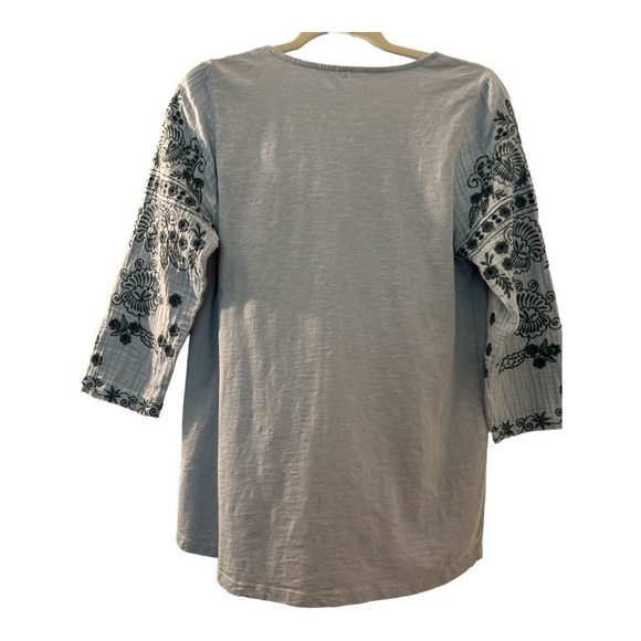 SOFT SURROUNDINGS tunic size small, light blue cotton with dark blue embroidery. - Picture 2 of 6